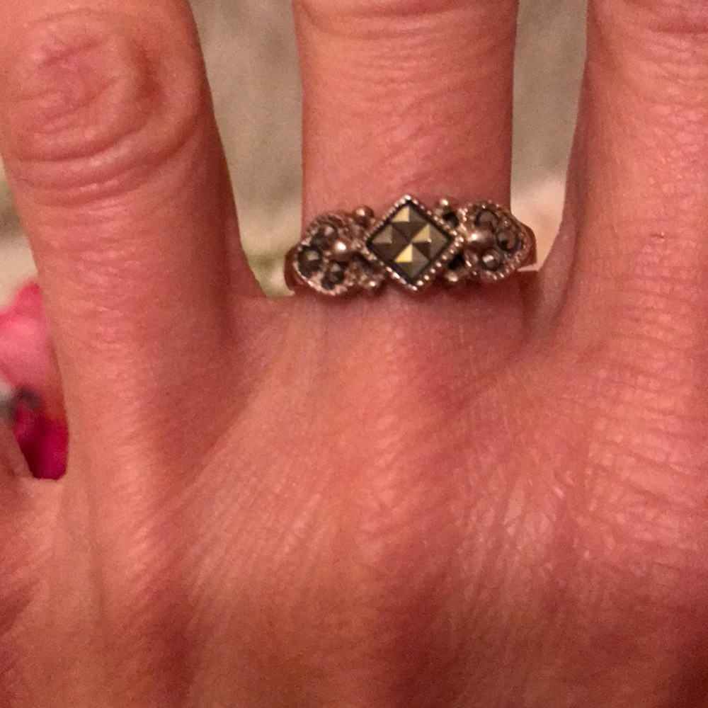 Sterling silver/marquisate ring size 8 - Picture 3 of 6